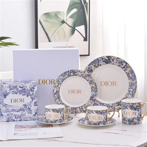 natural tea dior|Dior cups.